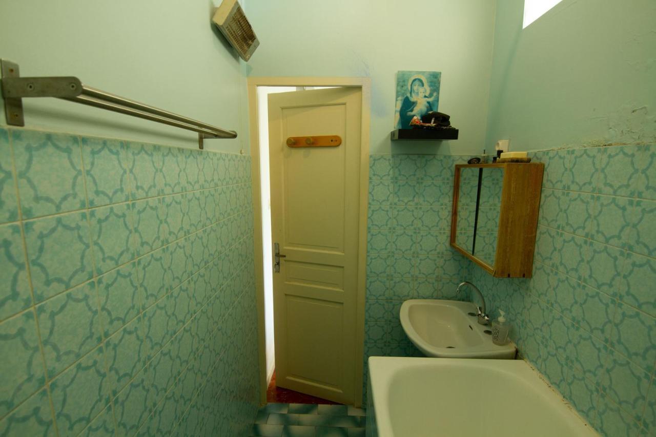 Jolie Chambre Dans Appartement Cosy En Plein Centre Marseille Ngoại thất bức ảnh